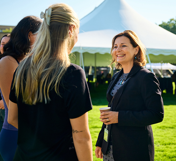 Hojas otoñales en el campus de Gonzaga.